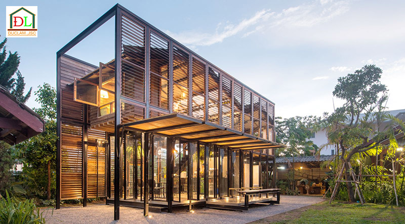 Nhiều thí nghiệm ở Nhật Bản đã chứng minh rằng thép mạ kẽm tiếp xúc với bên ngoài không bị ăn mòn trong hơn một trăm năm